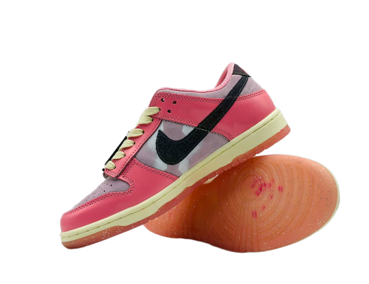 Nike SB Dunk Low Barbie